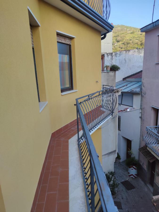 Cottage Gole Alcantara Pafumi Graniti Extérieur photo